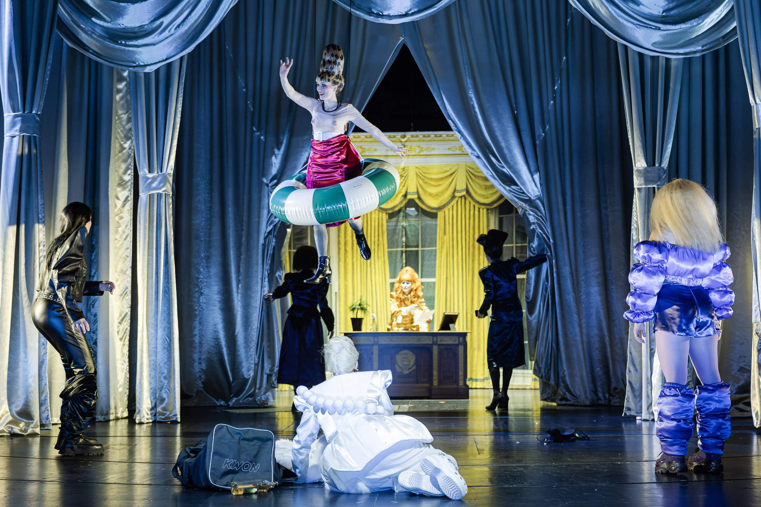 Cover für Die Schattenpräsidentinnen